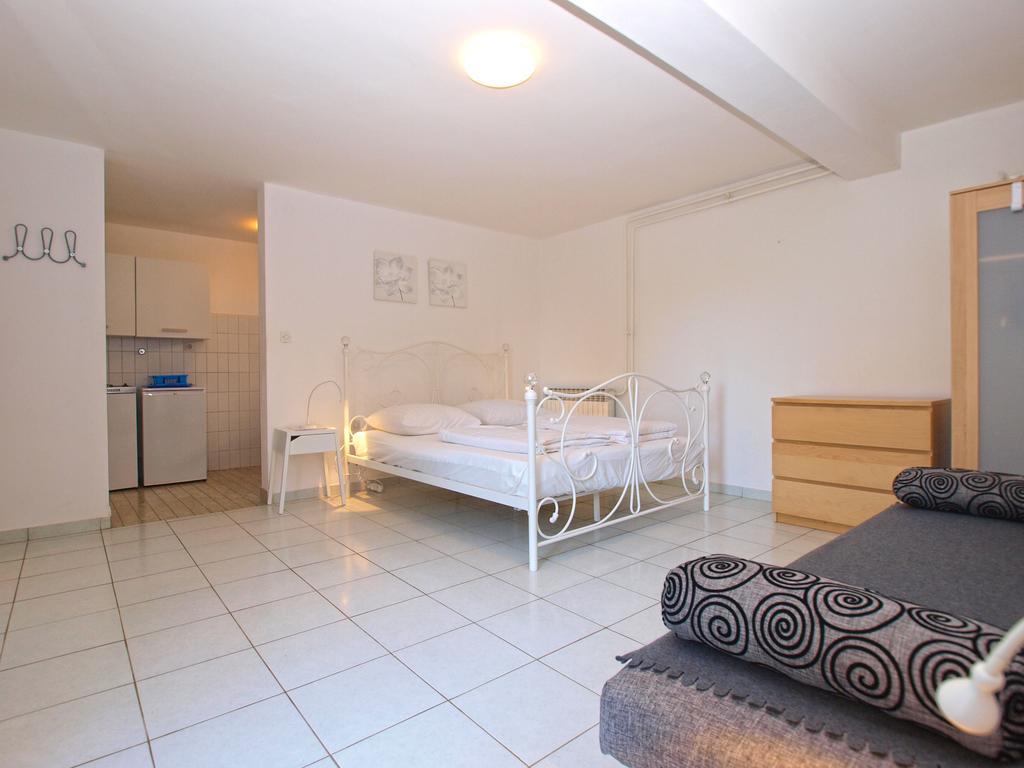 Apartments Zorka 1421 Pjescana Uvala Buitenkant foto